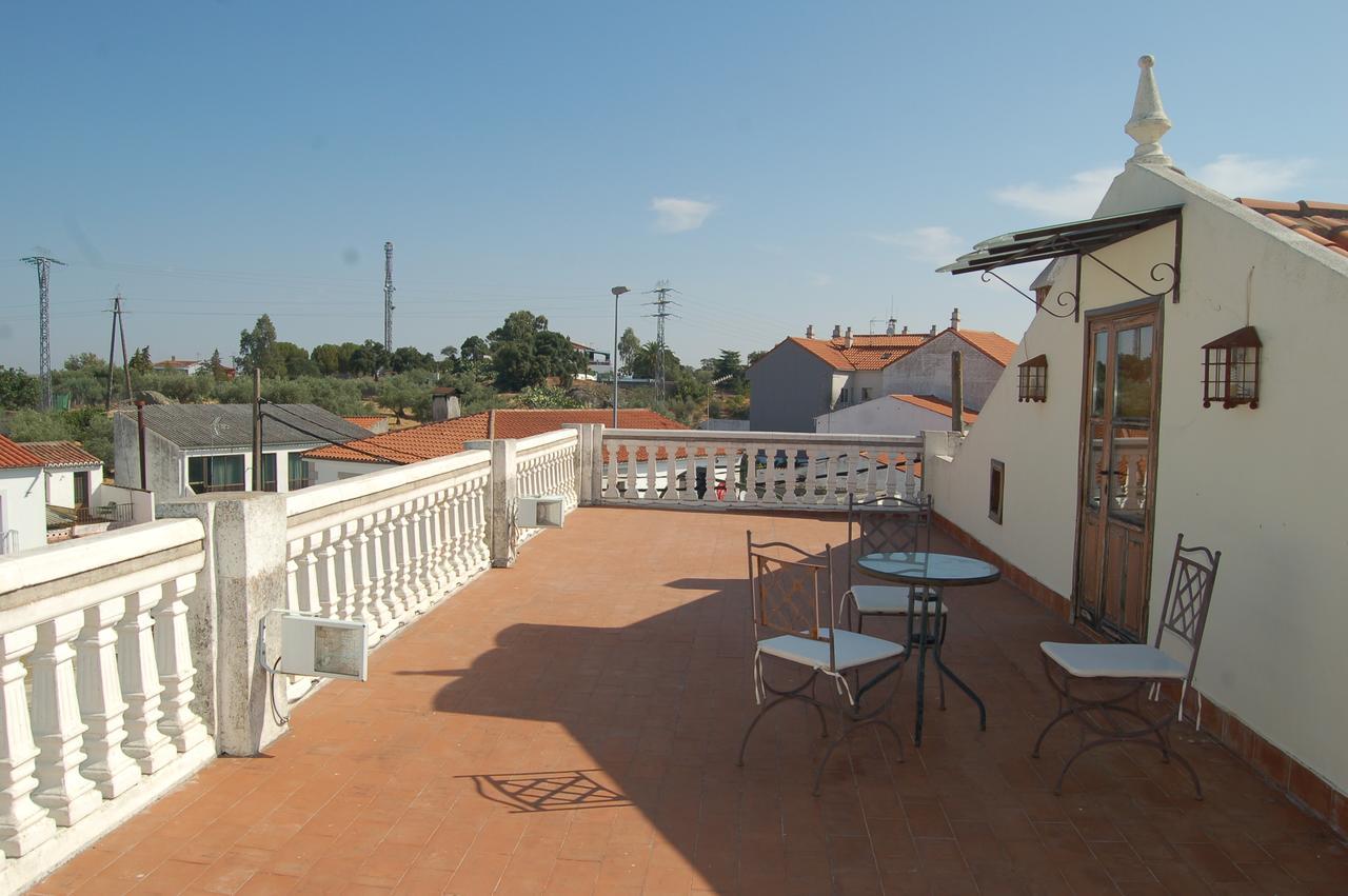 Hotel Rural Villa Matilde Malpartida de Cáceres Kültér fotó